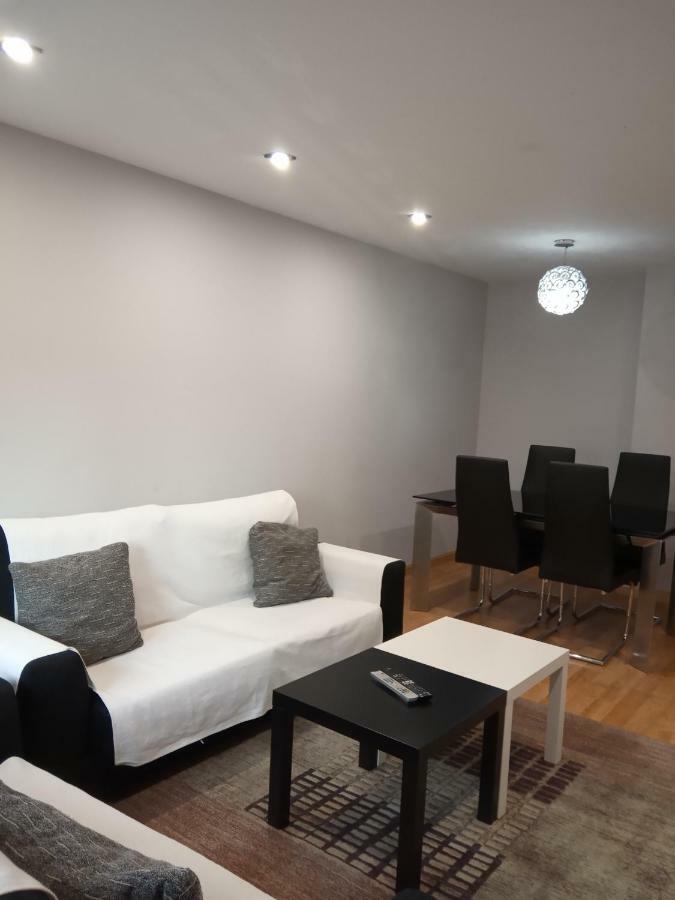 Apartamento Los Lirios Logrono Exterior photo
